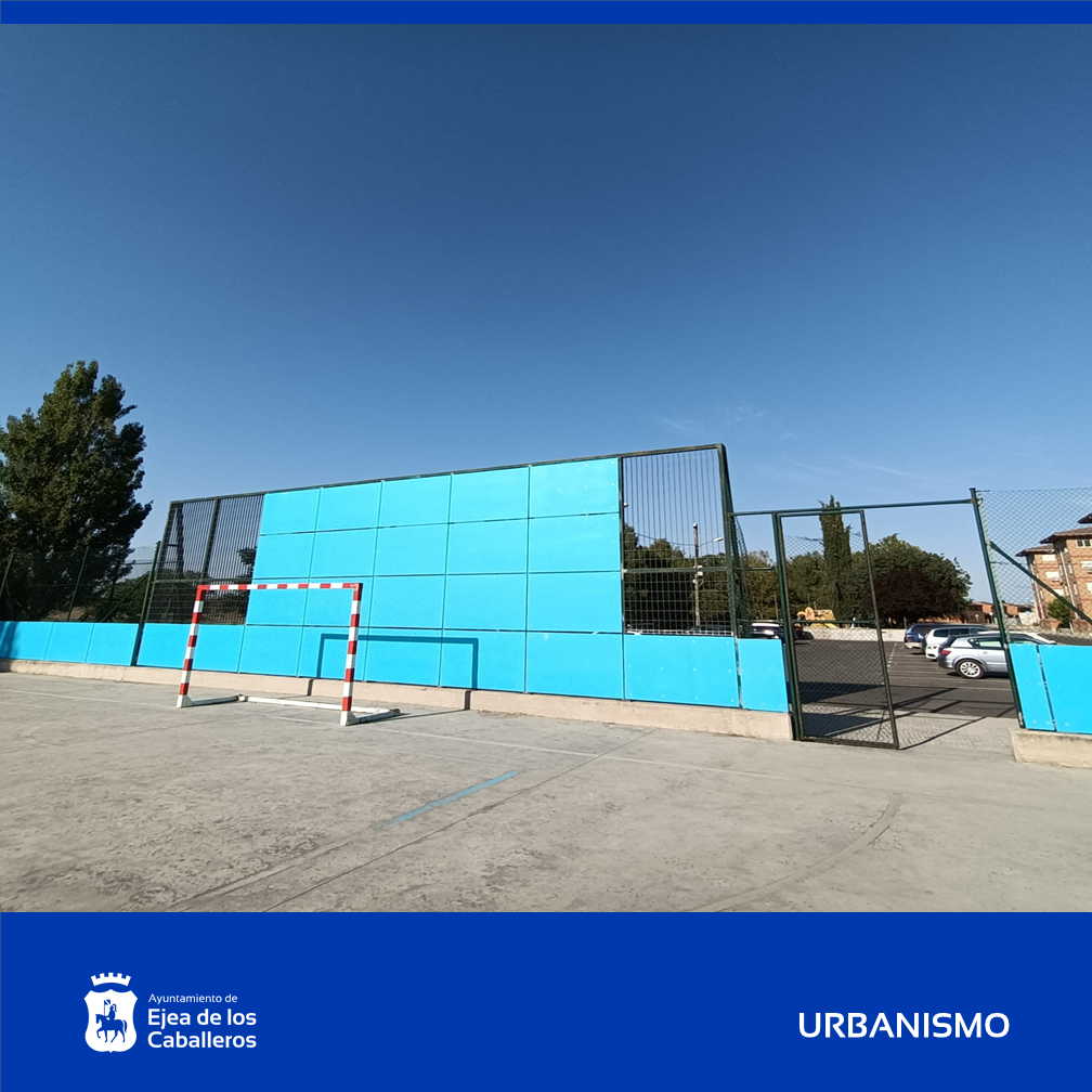 En este momento estás viendo Rehabilitación de la pista polideportiva al aire libre con nuevo mobiliario deportivo en La Llana