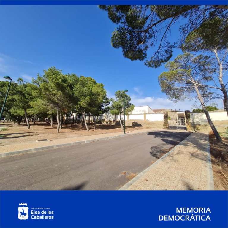 Lee más sobre el artículo La fosa, el muro y los monolitos del cementerio de Ejea, declarados «Lugar de Memoria Democrática»