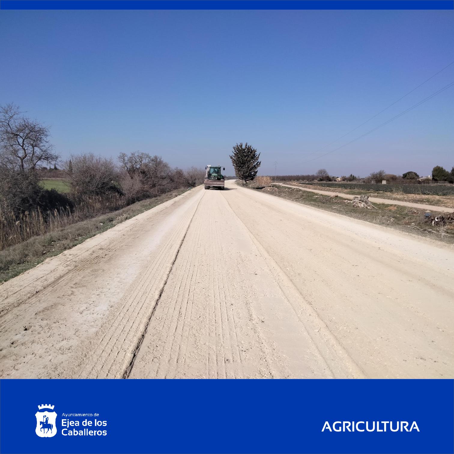En este momento estás viendo Continúan los trabajos de mantenimiento de caminos rurales en Ejea