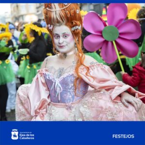 Lee más sobre el artículo Los cambios organizativos del desfile de Carnaval por la alerta meteorológica no impidieron disfrutar del espectáculo de los grupos participantes